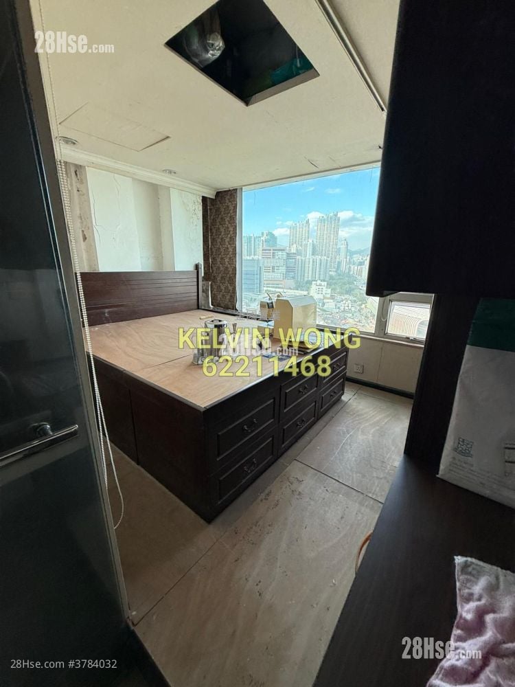 Man Wai Building Sell 745 ft²