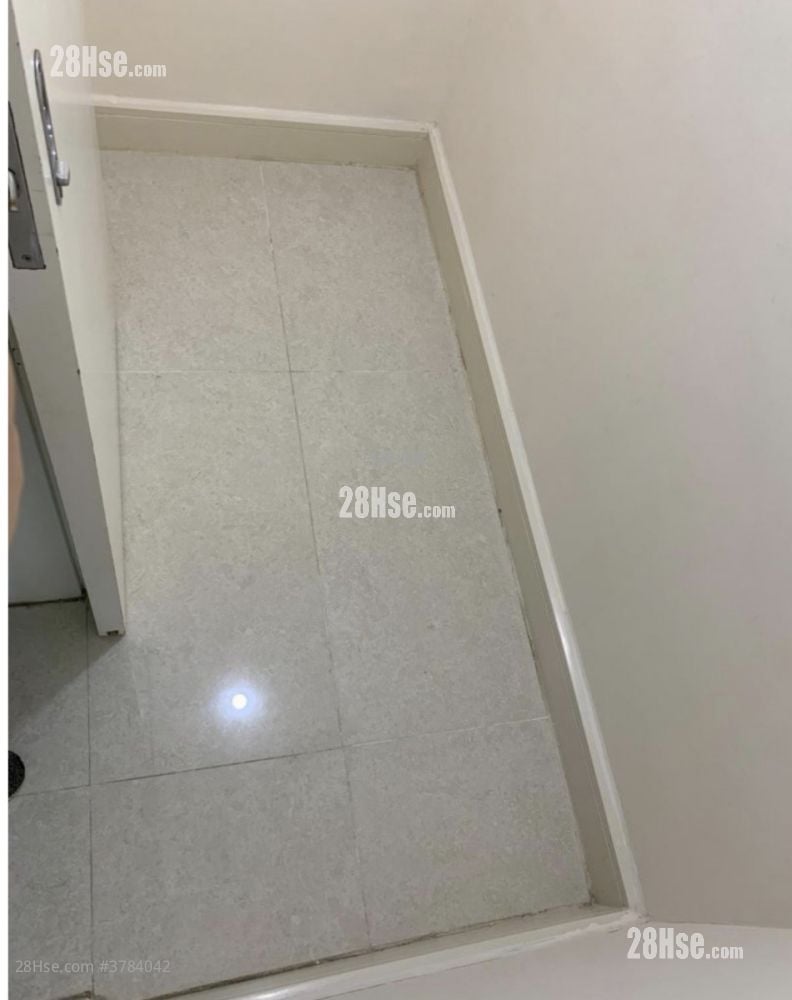 La Splendeur Of Le Prestige Rental 3 Bedrooms , 2 Bathrooms 729 ft²