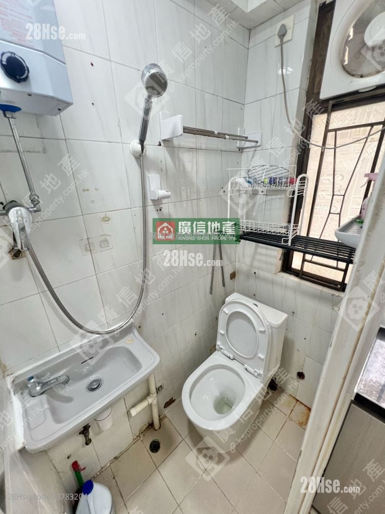 顺景大厦 租盘 2 房 , 1 浴室 253 平方尺