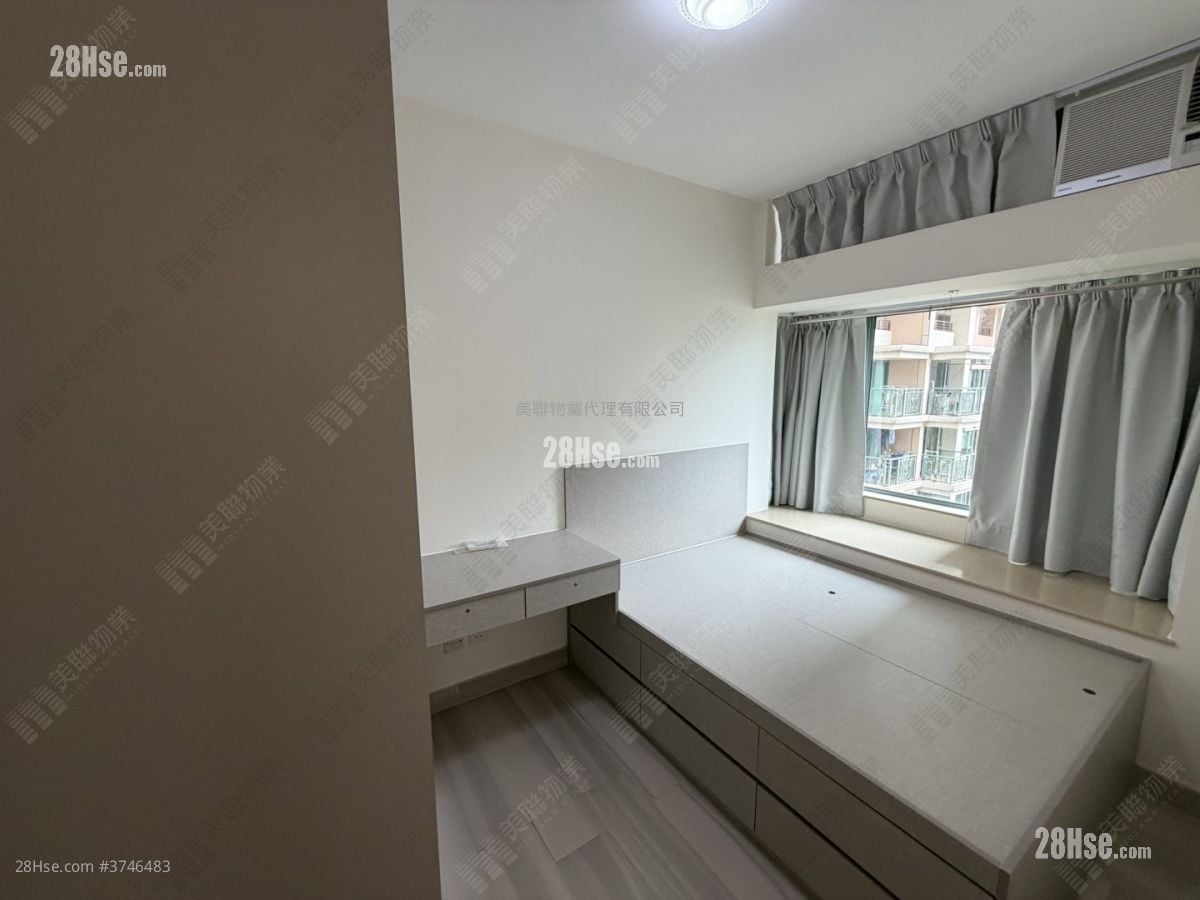 Residence Oasis Sell 2 Bedrooms 509 ft²