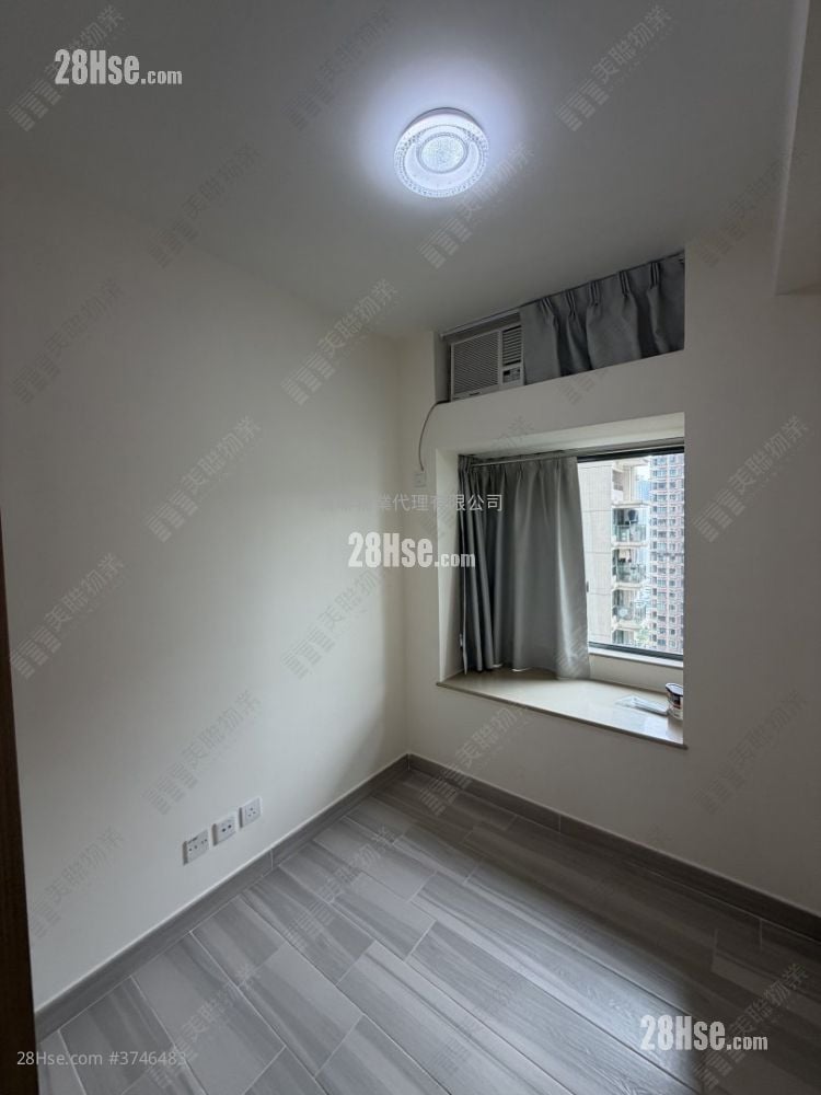 Residence Oasis Sell 2 Bedrooms 509 ft²