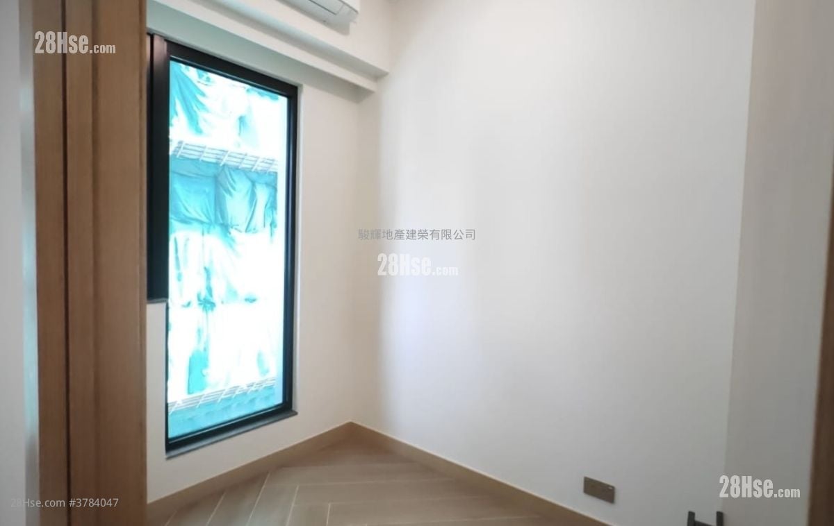 The Haddon Sell 1 Bedroom , 1 Bathroom 262 ft²