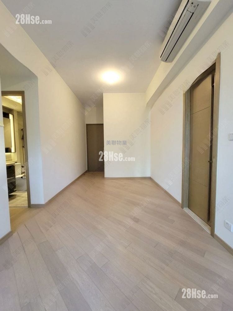 Mayfair By The Sea 8 Sell 3 Bedrooms , 2 Bathrooms 694 ft²