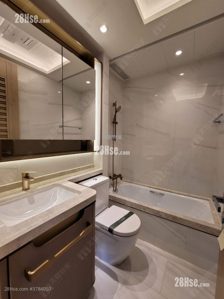 Mayfair By The Sea 8 Sell 3 Bedrooms , 2 Bathrooms 694 ft²