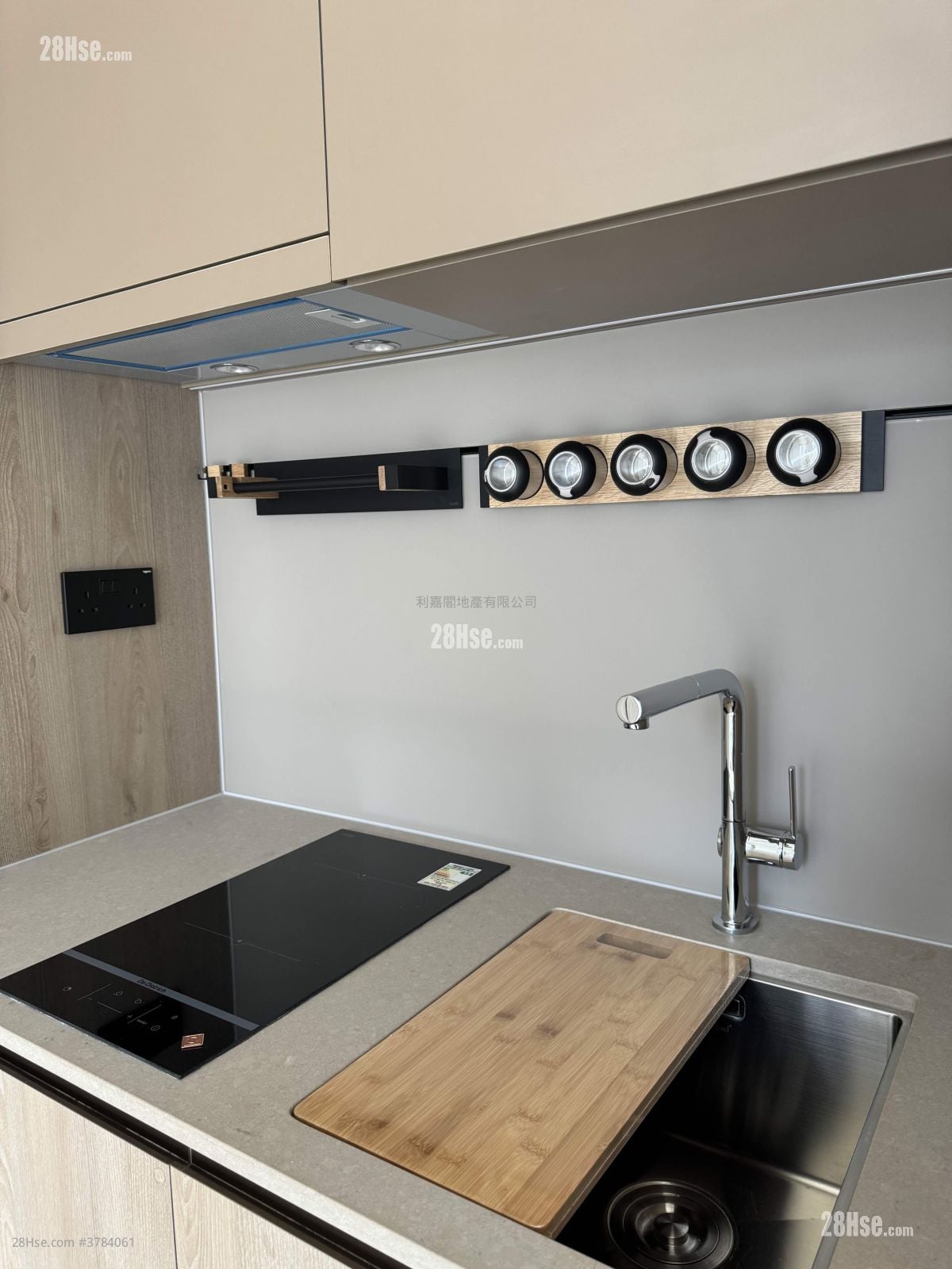 Finnie Rental 1 Bedroom , 1 Bathroom 245 ft²