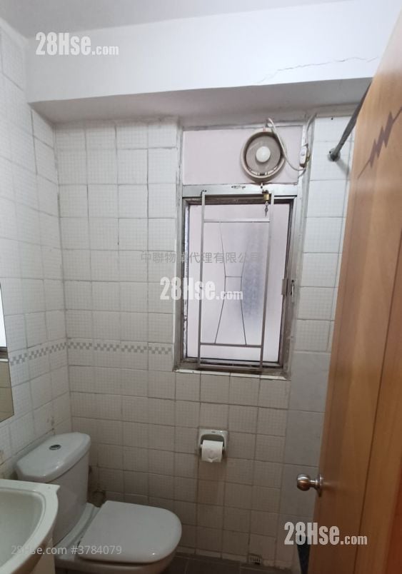 Carado Garden Sell 2 Bedrooms , 1 Bathroom 428 ft²