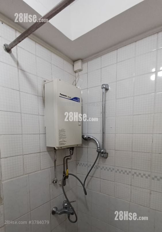 Carado Garden Sell 2 Bedrooms , 1 Bathroom 428 ft²