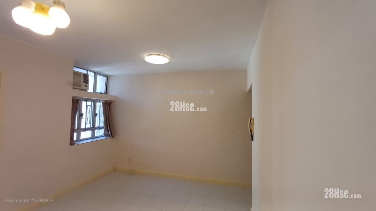 Carado Garden Sell 2 Bedrooms , 1 Bathroom 428 ft²