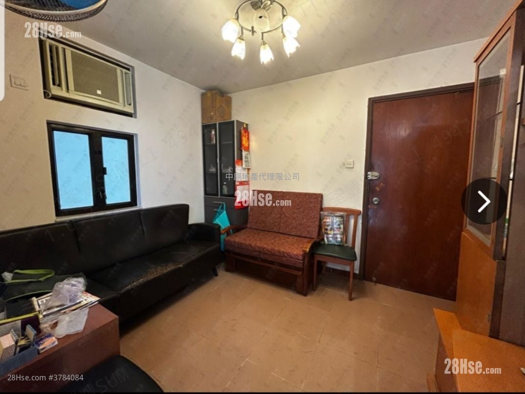 Luk Yeung Sun Chuen Sell 2 Bedrooms , 1 Bathroom 475 ft²