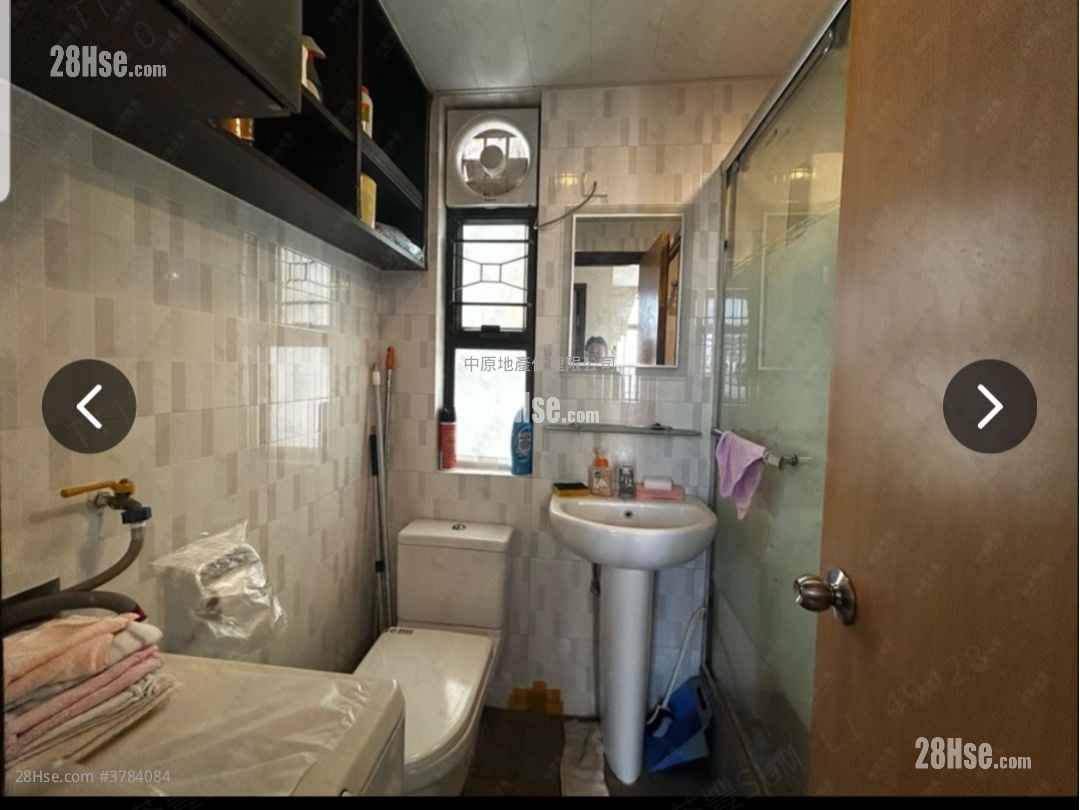 Luk Yeung Sun Chuen Sell 2 Bedrooms , 1 Bathroom 475 ft²