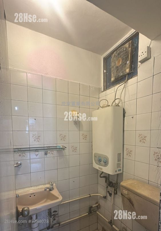 Co-Tack Building Sell 255 ft²