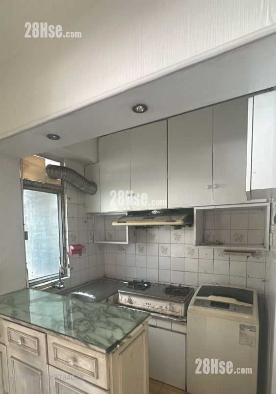 Co-Tack Building Sell 255 ft²