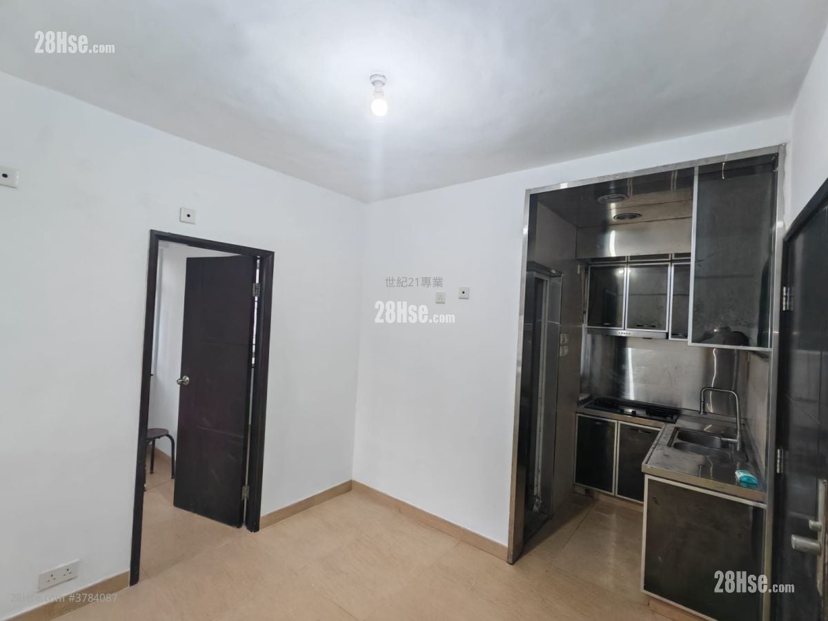 Lever Building Sell 1 Bedroom 270 ft²