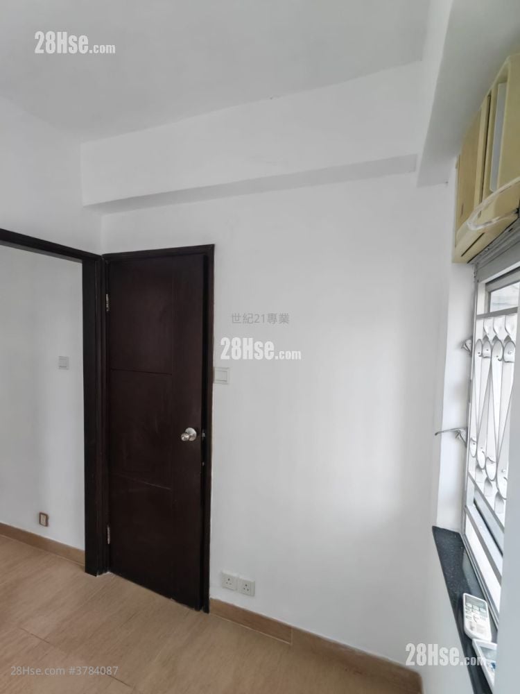 Lever Building Sell 1 Bedroom 270 ft²