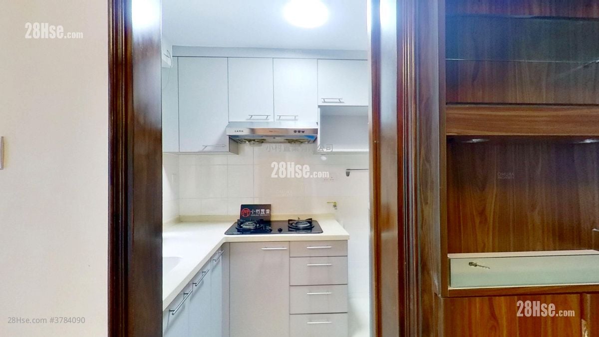 kitchen: Jade Court Rental 2 Bedrooms , 1 Bathroom 385 ft²