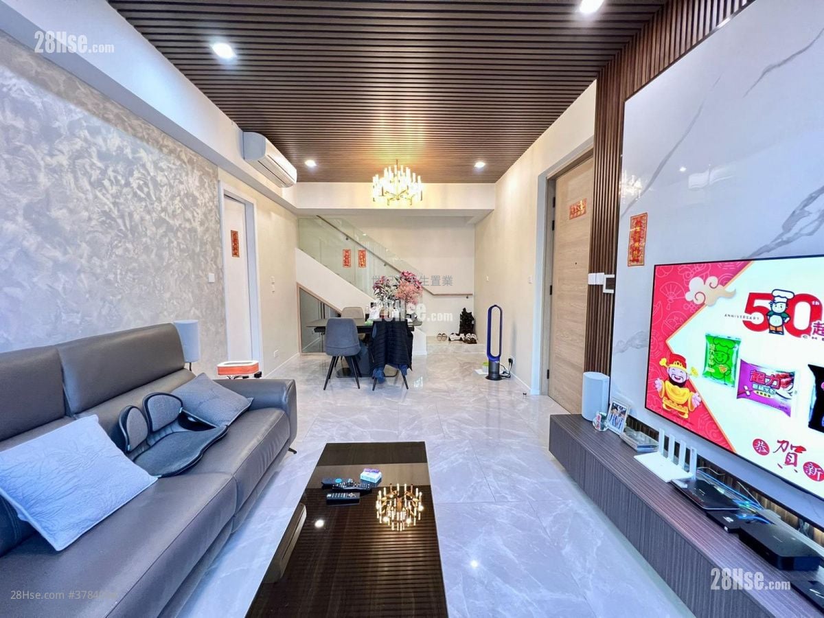 OMA OMA 售盘 4 房 , 3 浴室 1,019 平方尺