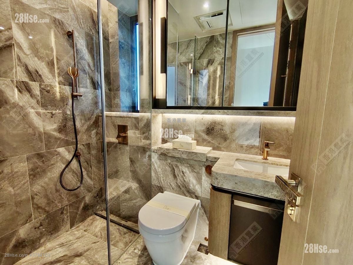 In One Sell 3 Bedrooms 941 ft²