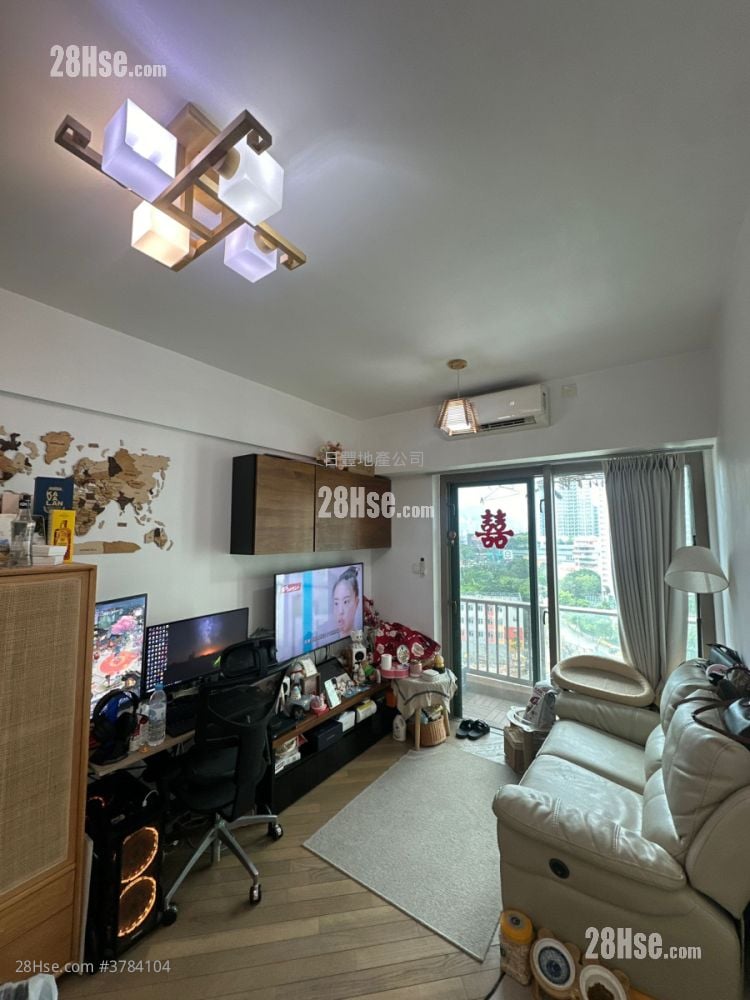 The Prominence Sell 1 Bedroom , 1 Bathroom 335 ft²