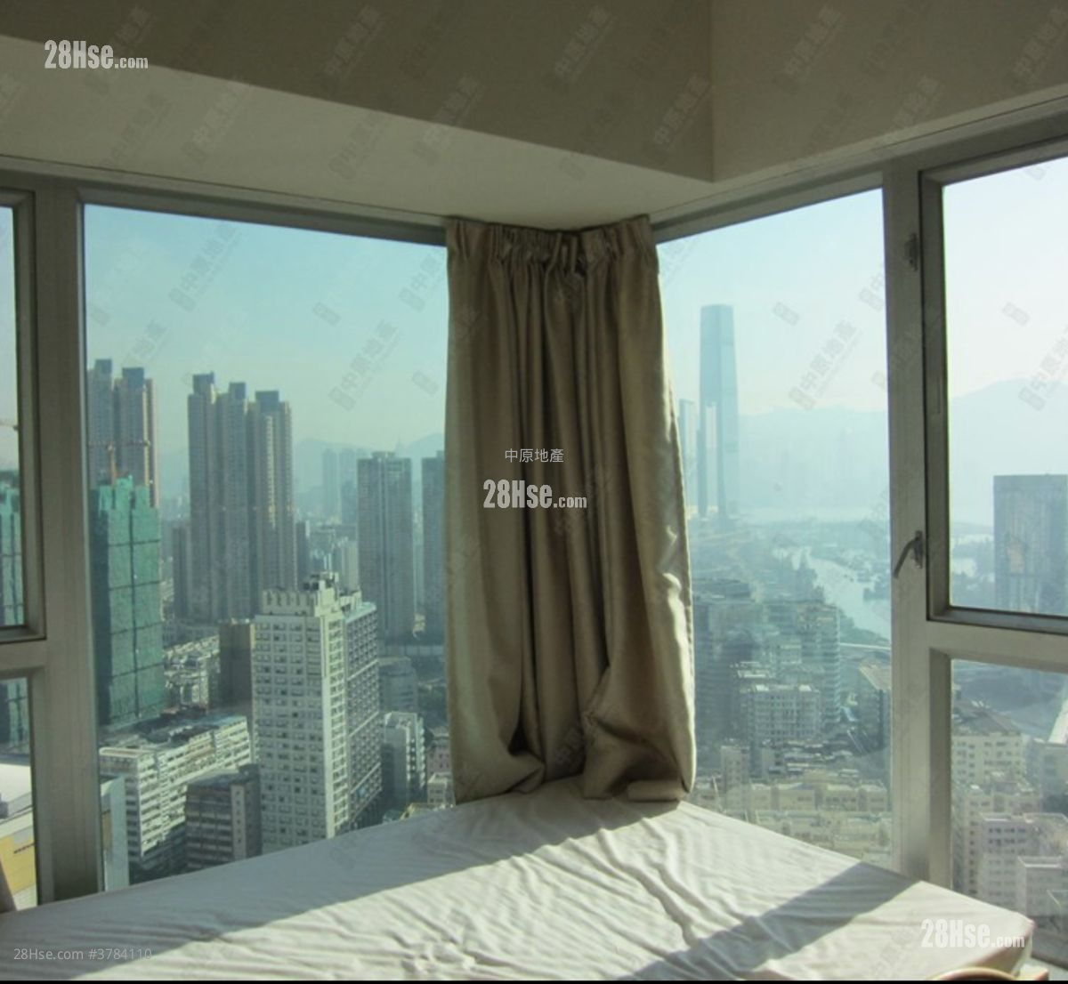 Metro Harbour View Sell 2 Bedrooms 512 ft²