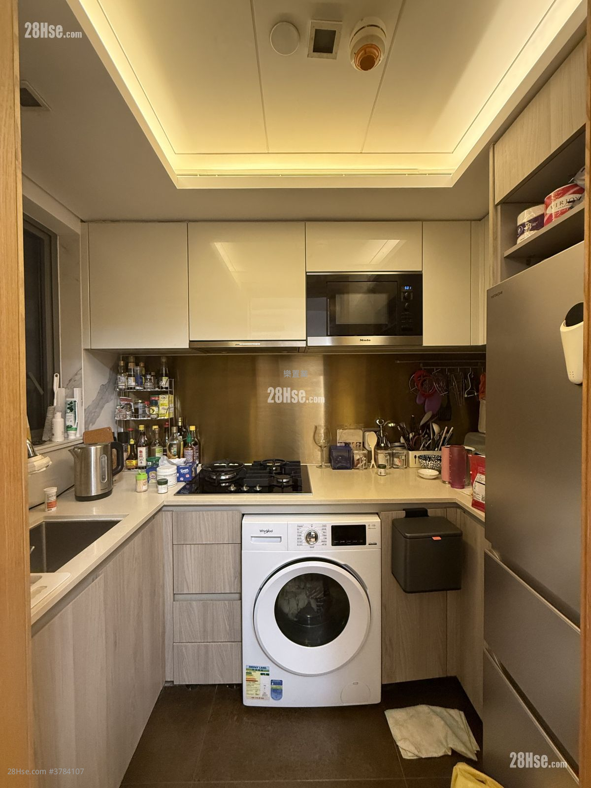 One Kai Tak(I) Sell 2 Bedrooms , 1 Bathroom 525 ft²