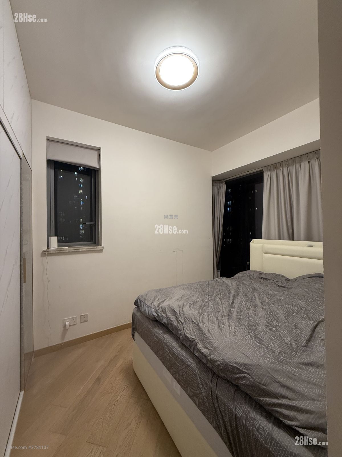 One Kai Tak(I) Sell 2 Bedrooms , 1 Bathroom 525 ft²