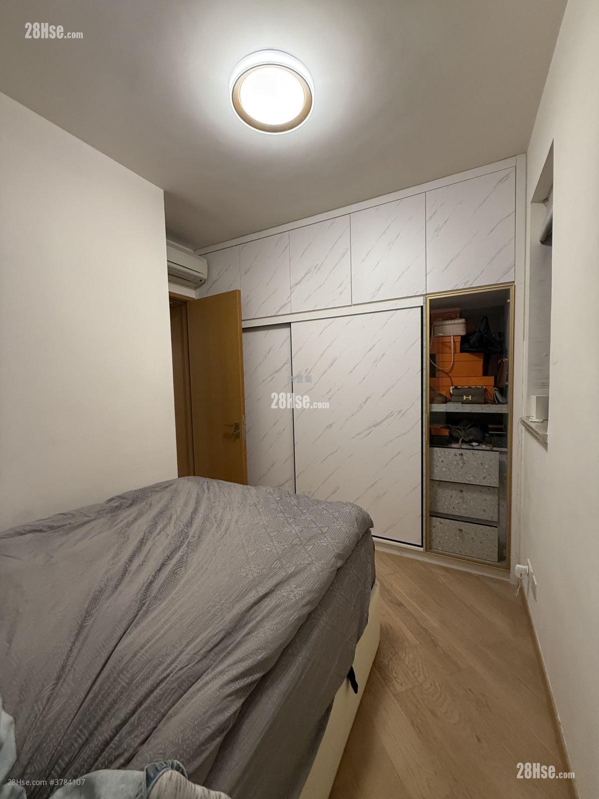 One Kai Tak(I) Sell 2 Bedrooms , 1 Bathroom 525 ft²