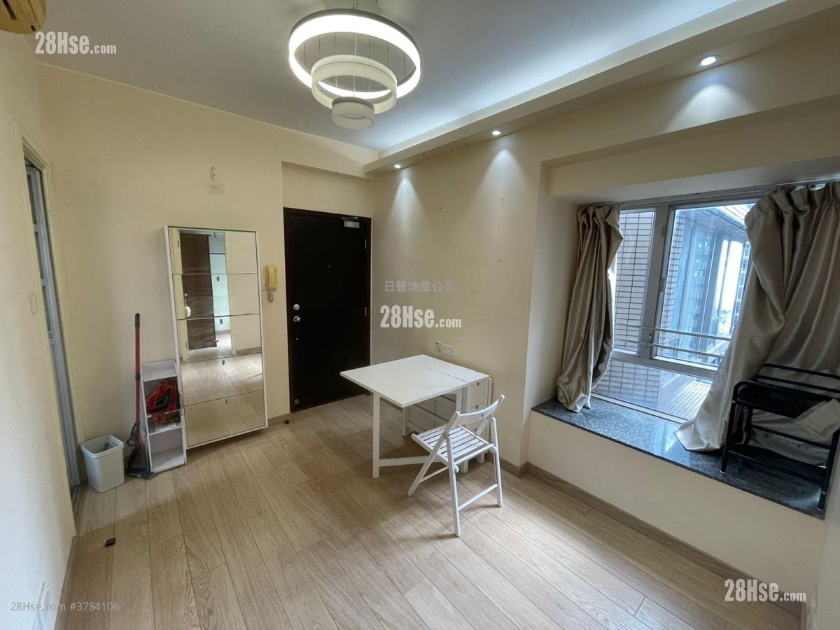 City Regalia Sell 2 Bedrooms , 1 Bathroom 305 ft²