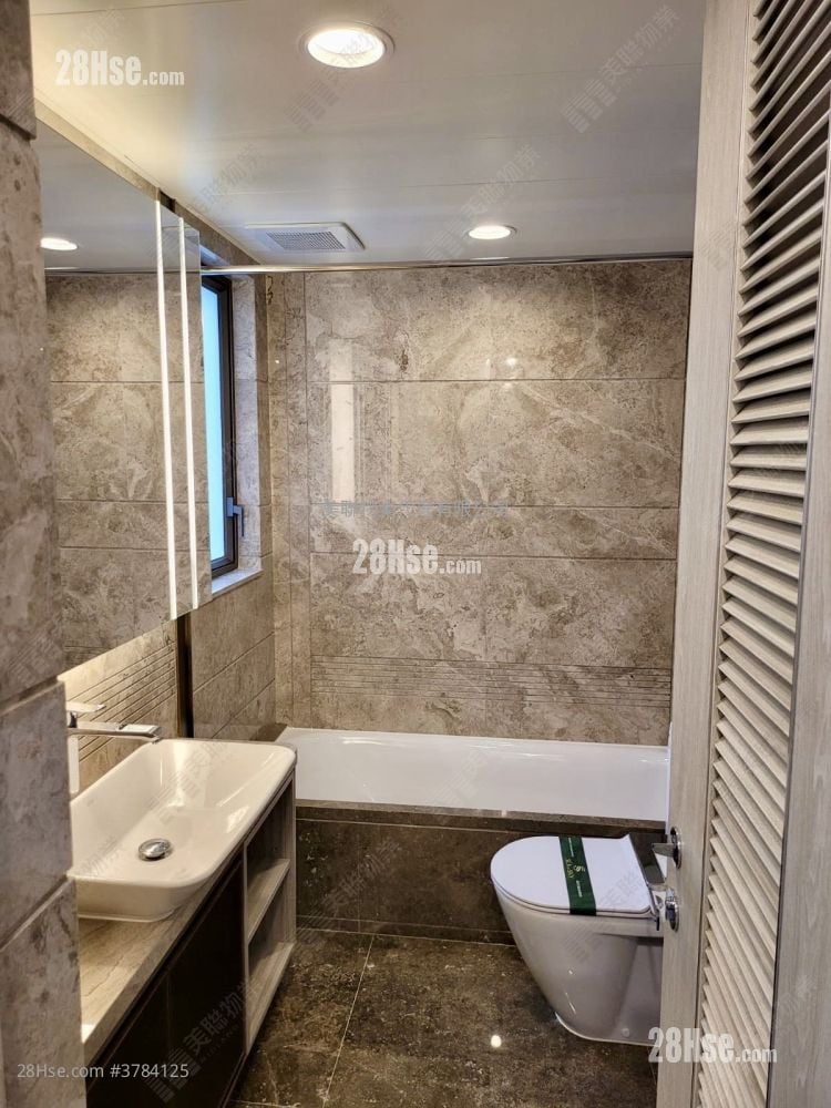 Sea To Sky Sell 4 Bedrooms , 3 Bathrooms 1,054 ft²