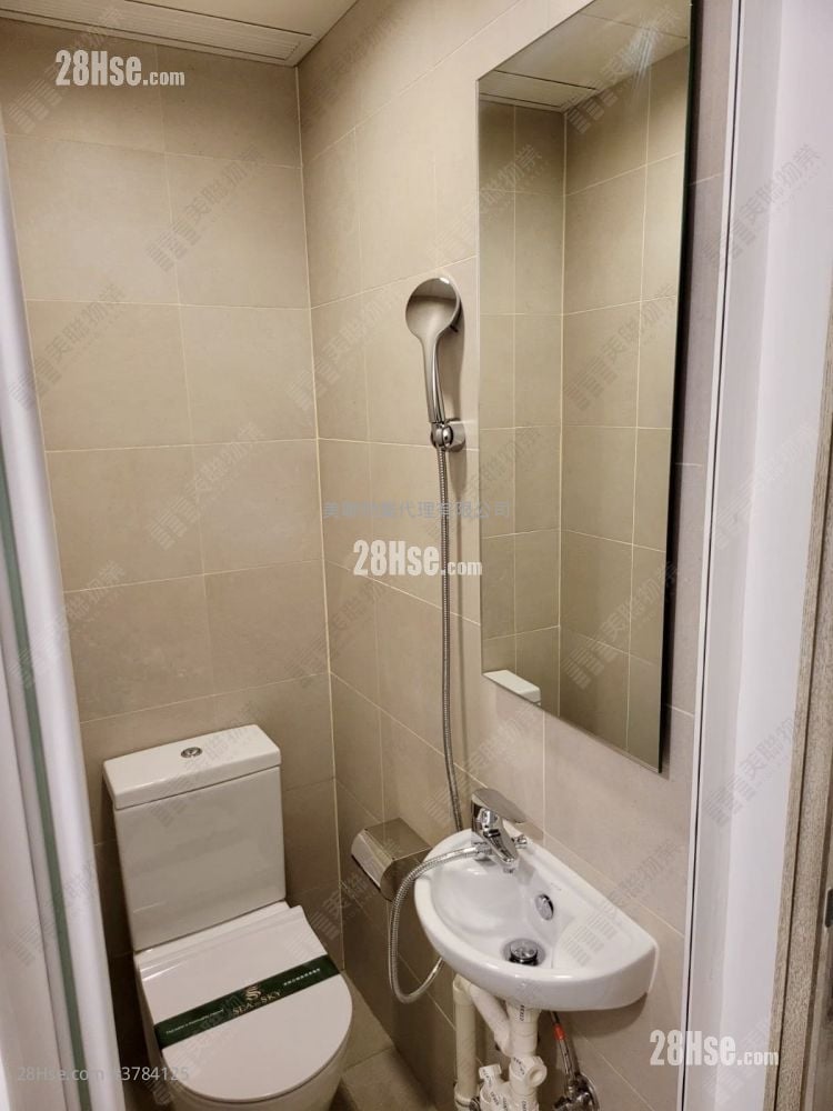 Sea To Sky Sell 4 Bedrooms , 3 Bathrooms 1,054 ft²