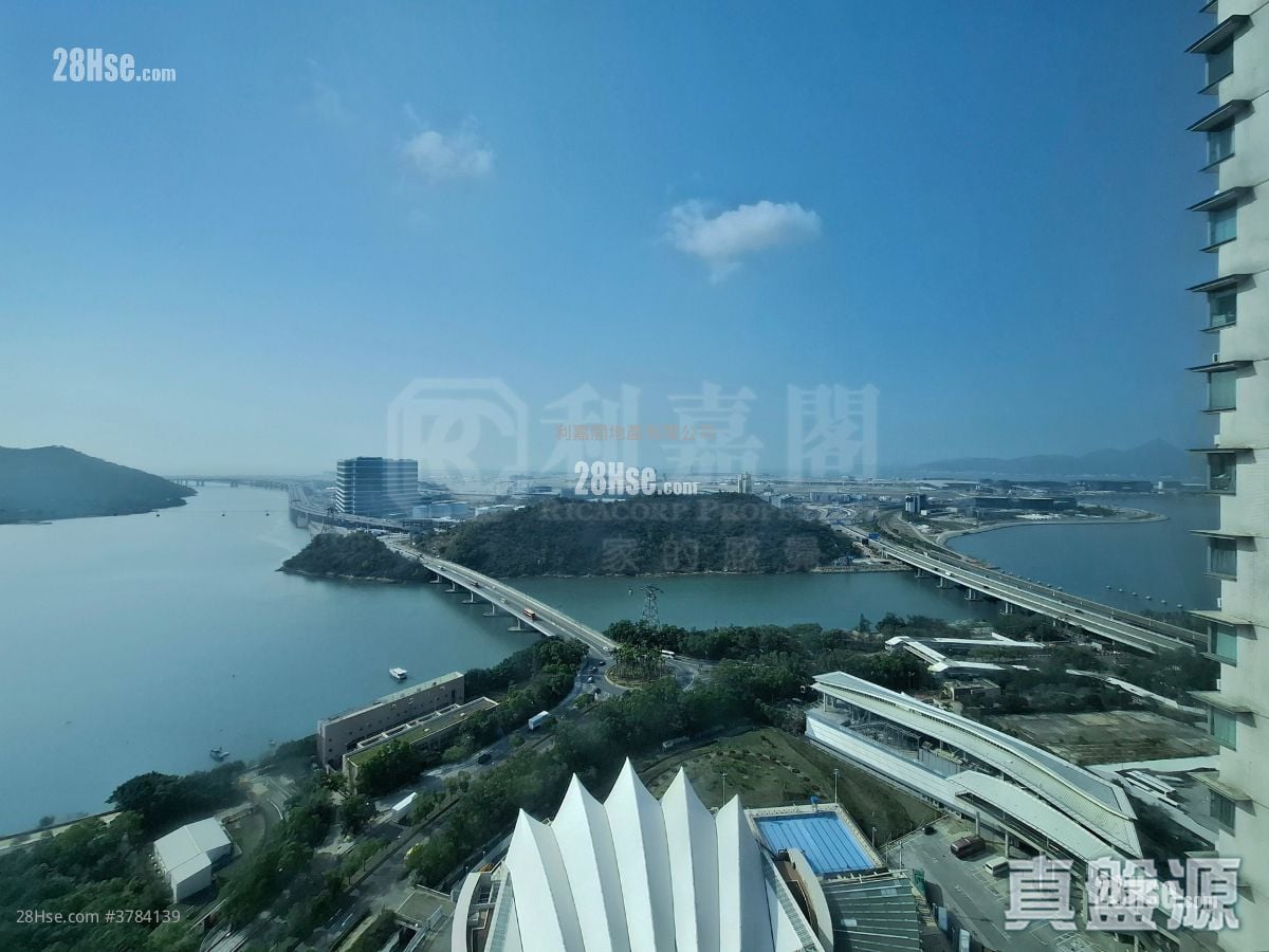 Tung Chung Crescent Rental 3 Bedrooms , 2 Bathrooms 821 ft²