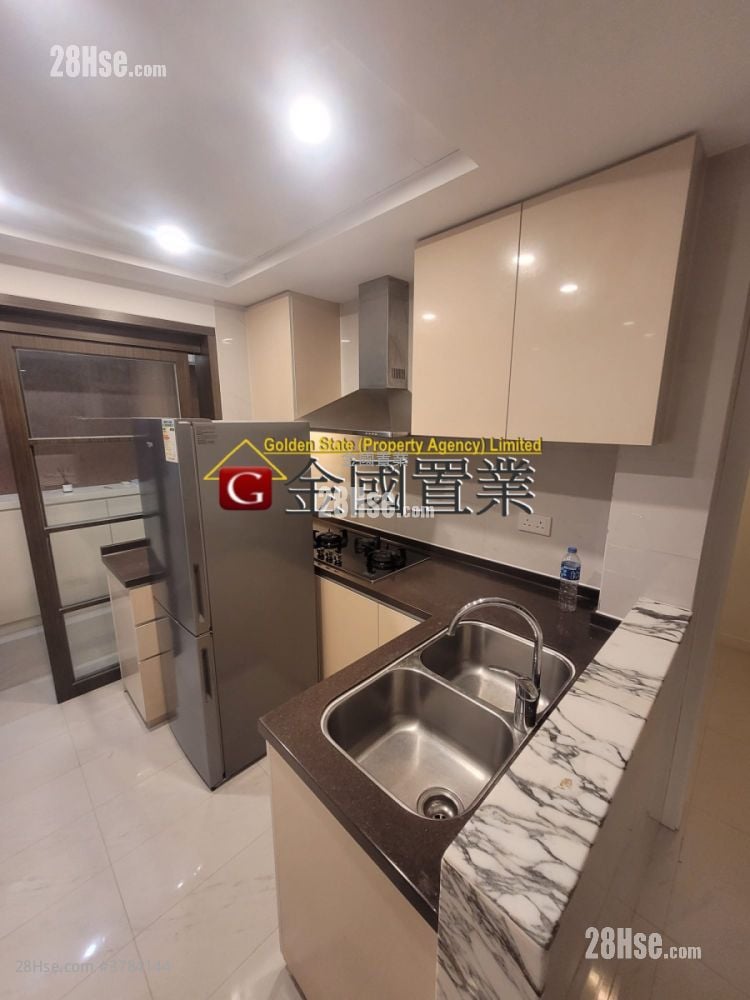 厨房: 华星大厦 租盘 3 房 , 2 浴室 1,342 平方尺