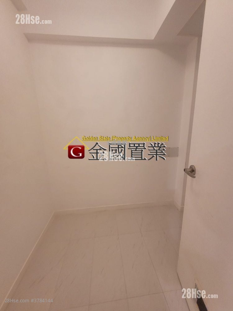 工人房: 华星大厦 租盘 3 房 , 2 浴室 1,342 平方尺