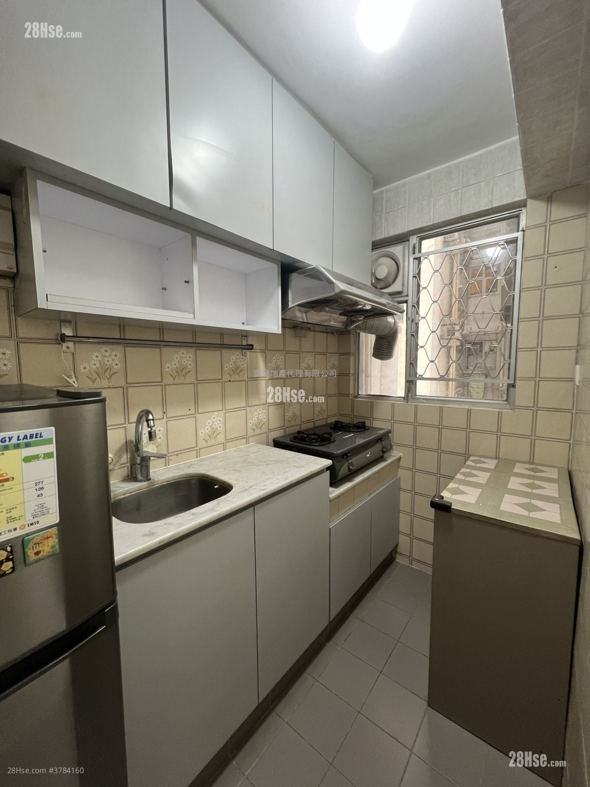 Whampoa Garden Rental 2 Bedrooms , 1 Bathroom 389 ft²