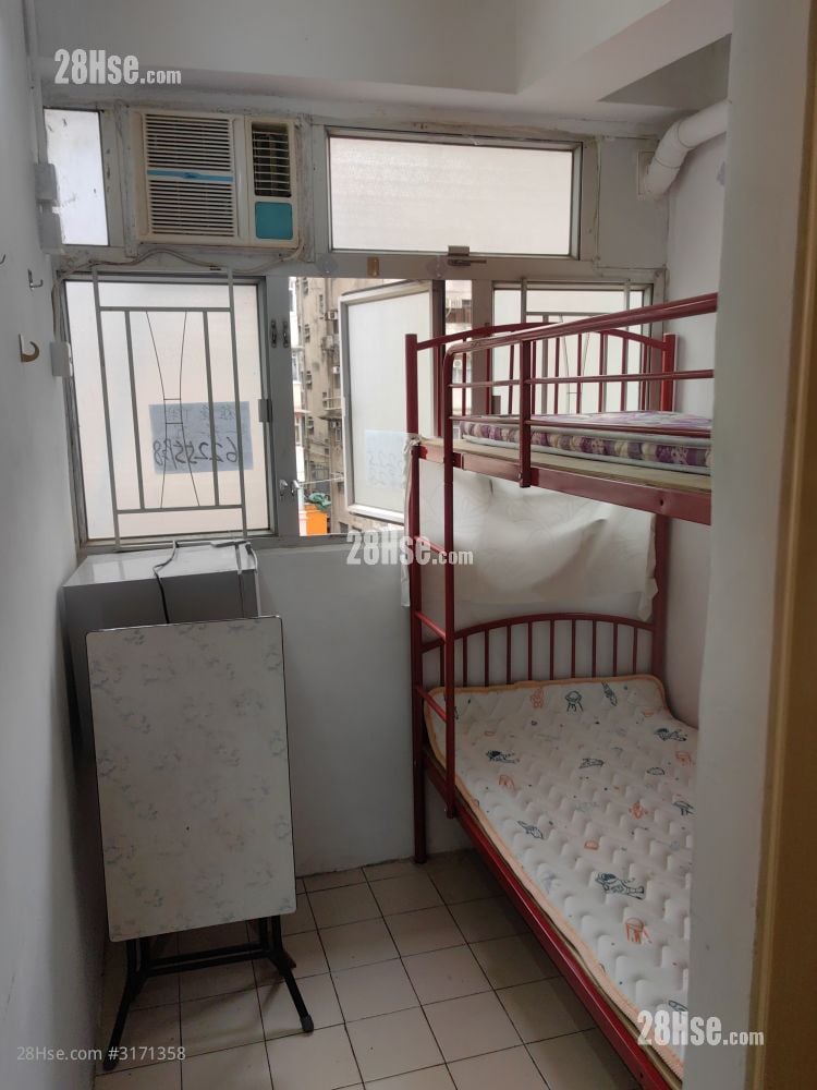 Jordan Rental 90 ft²