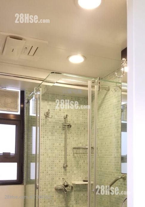 Chuang's-On-The-Park Sell 3 Bedrooms , 1 Bathroom 530 ft²