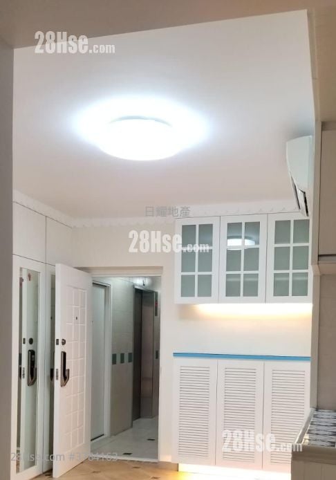 Chuang's-On-The-Park Sell 3 Bedrooms , 1 Bathroom 530 ft²