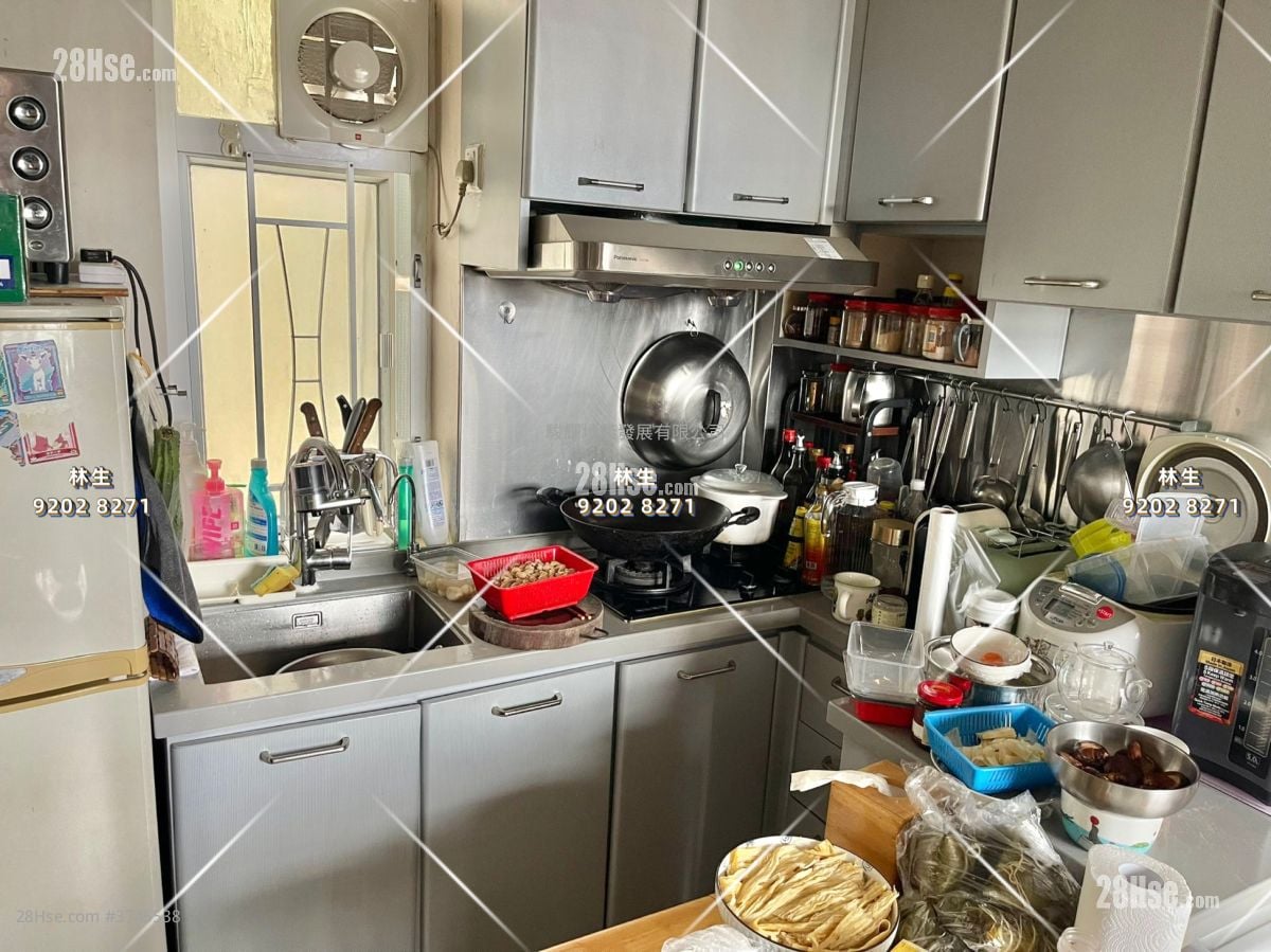 顺利大厦 售盘 2 房 , 1 浴室 365 平方尺