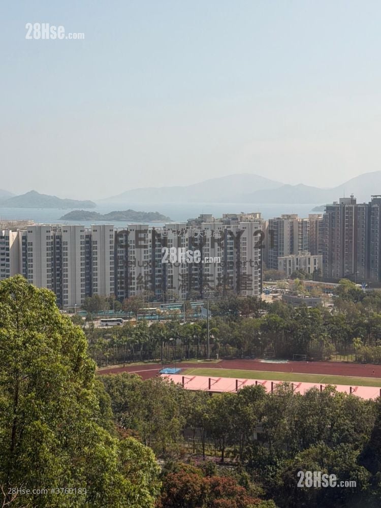 鹿茵山庄 售盘 4 房 , 3 浴室 1,105 平方尺