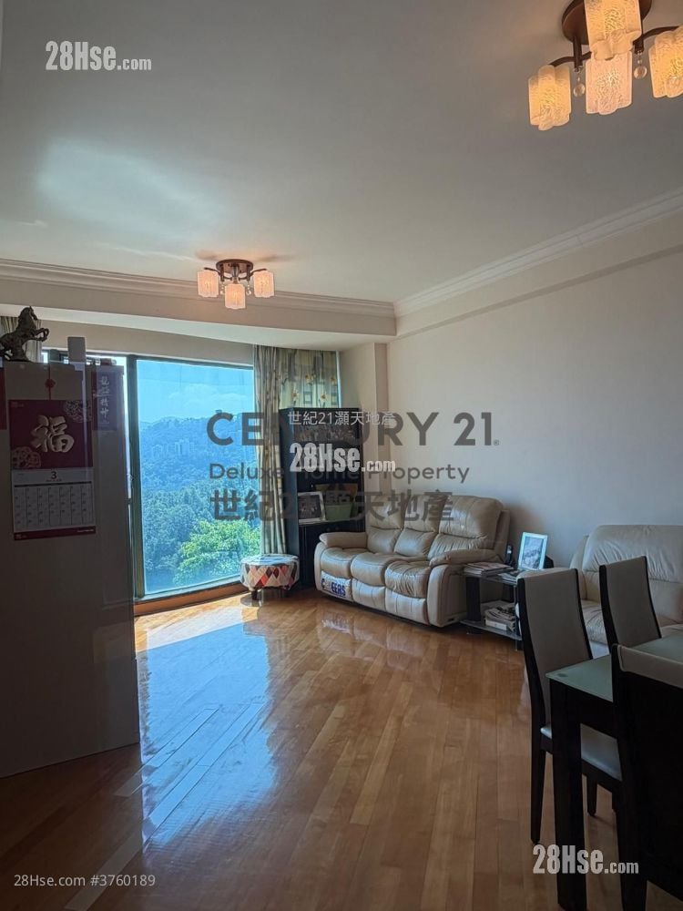 鹿茵山庄 售盘 4 房 , 3 浴室 1,105 平方尺