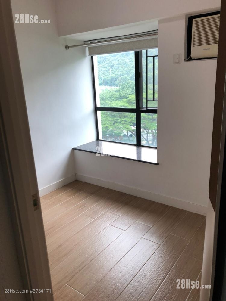 Hanley Villa Sell 2 Bedrooms , 1 Bathroom 485 ft²