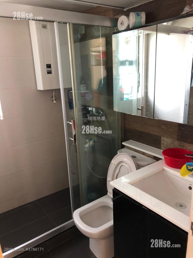 Hanley Villa Sell 2 Bedrooms , 1 Bathroom 485 ft²