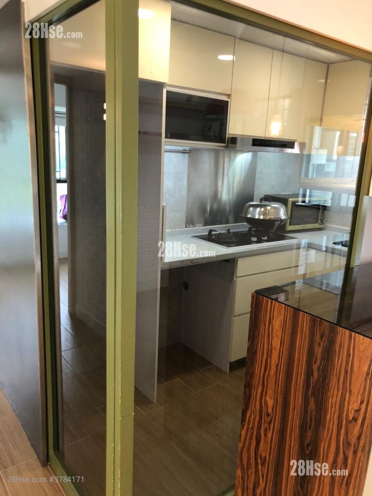 Hanley Villa Sell 2 Bedrooms , 1 Bathroom 485 ft²