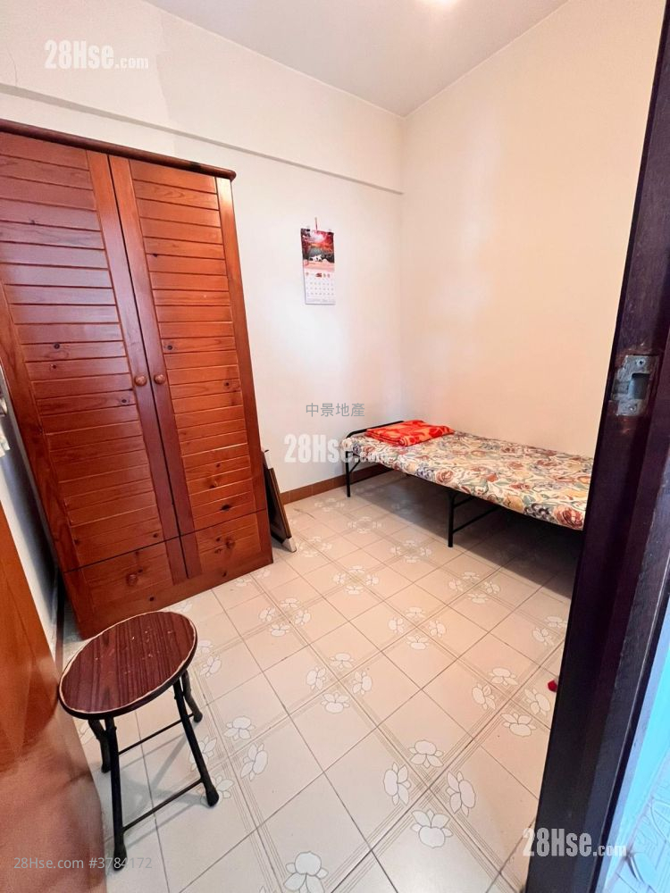 Tung Po Building Sell 2 Bedrooms , 2 Bathrooms 351 ft²