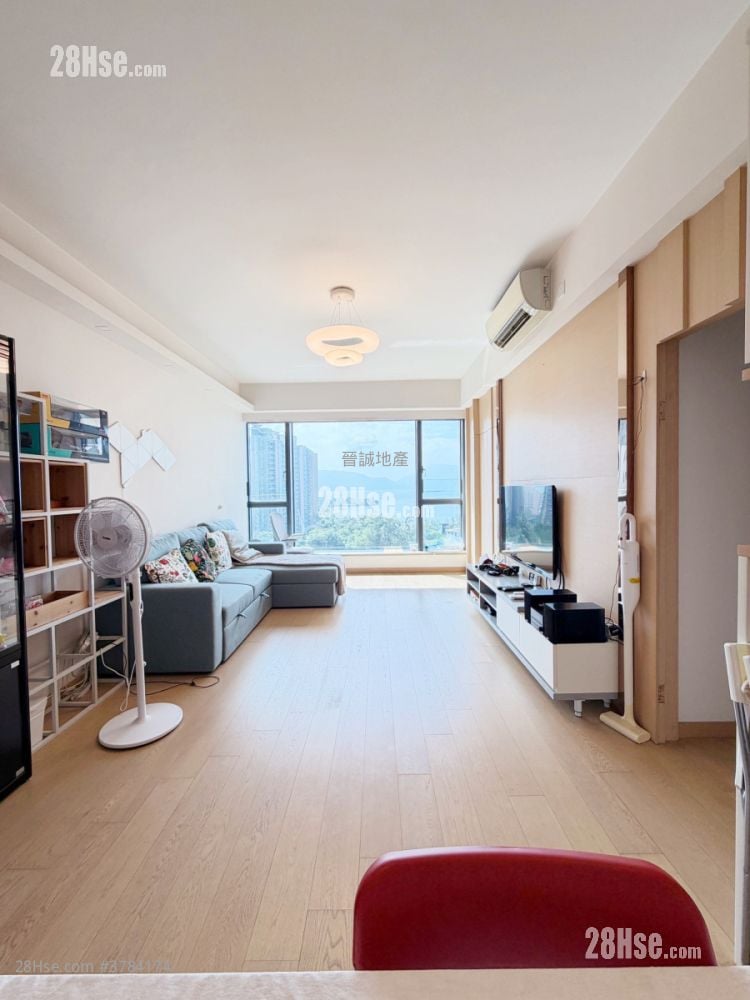 The Bloomsway Sell 4 Bedrooms , 3 Bathrooms 892 ft²