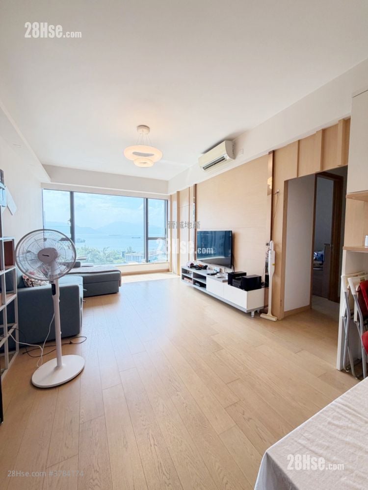 The Bloomsway Sell 4 Bedrooms , 3 Bathrooms 892 ft²