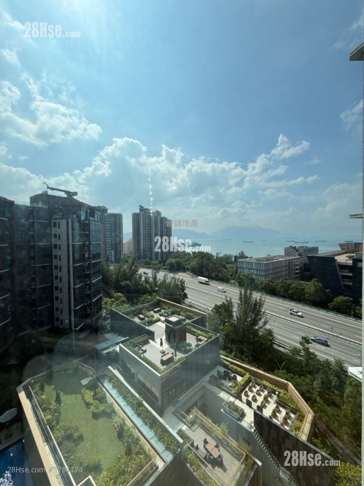 The Bloomsway Sell 4 Bedrooms , 3 Bathrooms 892 ft²