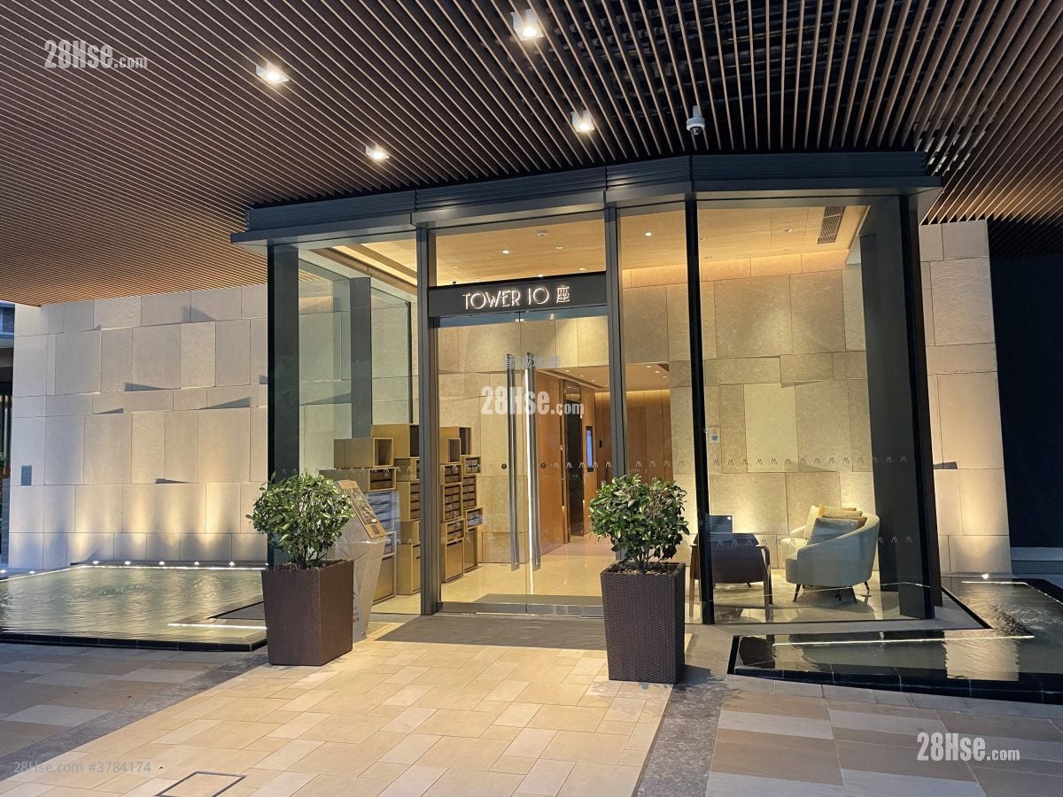 The Bloomsway Sell 4 Bedrooms , 3 Bathrooms 892 ft²