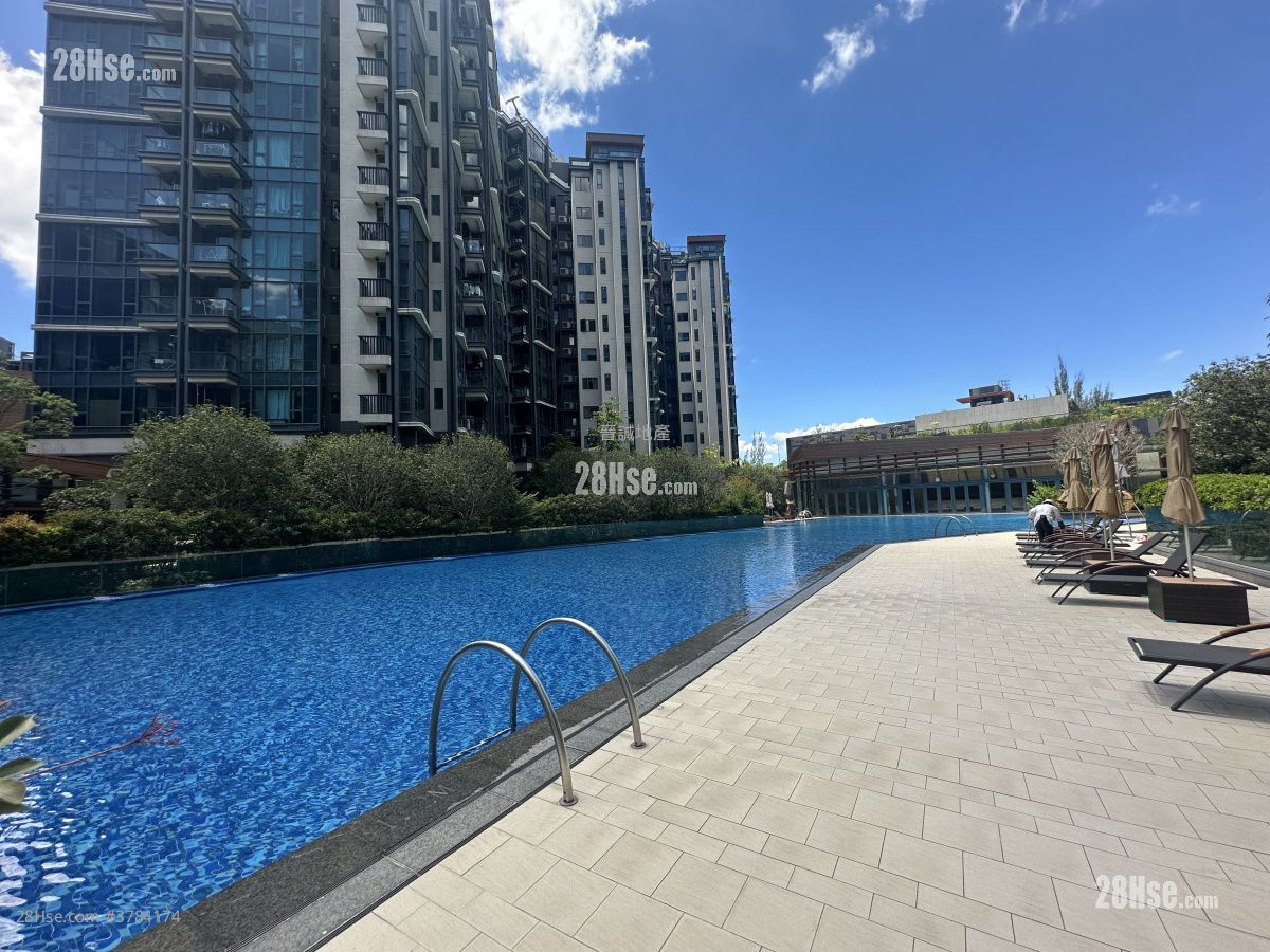 The Bloomsway Sell 4 Bedrooms , 3 Bathrooms 892 ft²