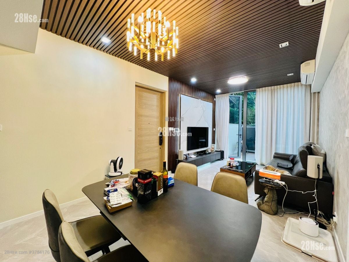 OMA OMA 售盘 4 房 , 3 浴室 1,019 平方尺