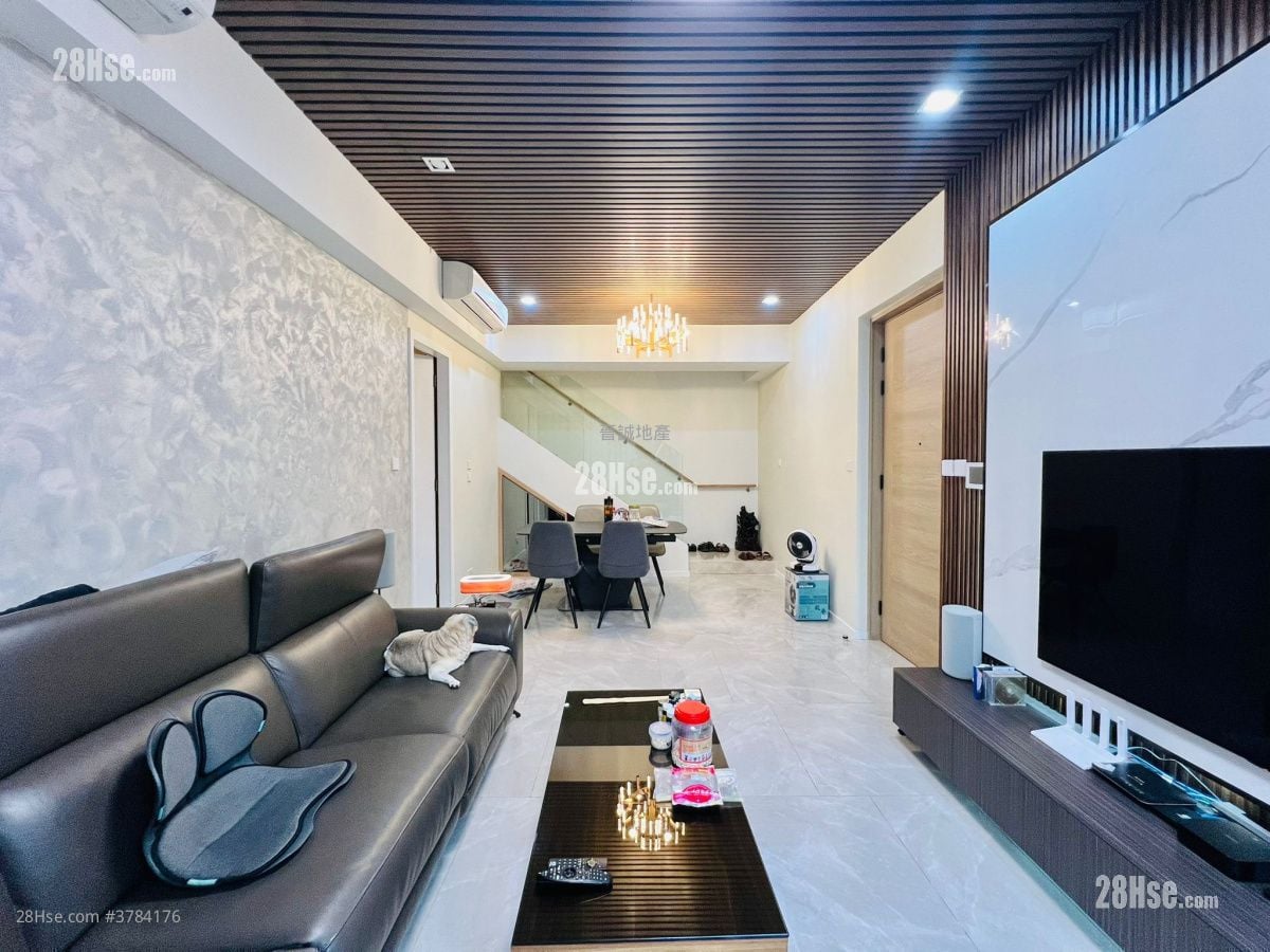 OMA OMA 售盘 4 房 , 3 浴室 1,019 平方尺